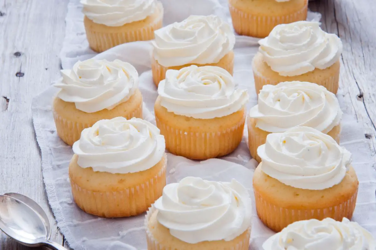 How Do You Freeze Unfrosted Cupcakes?