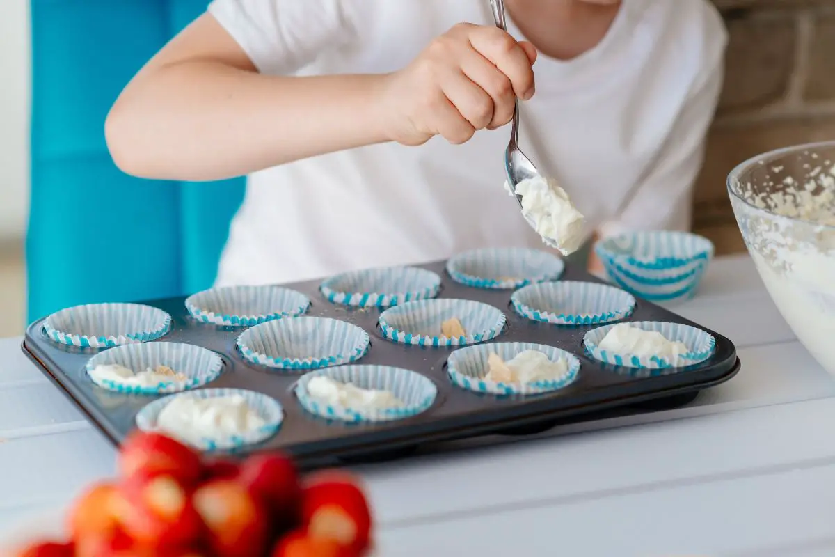 How To Fill Cupcakes