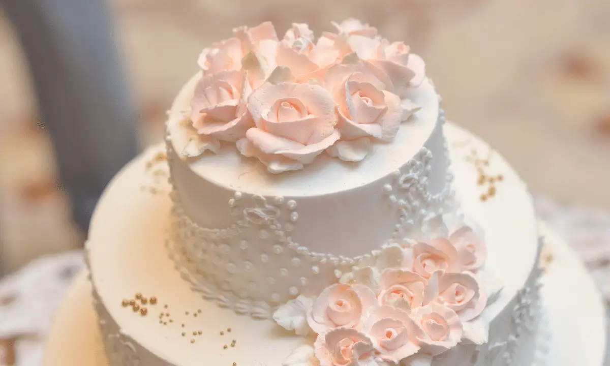 How To Freeze Wedding Cake