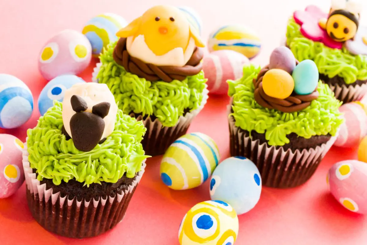 10 Tasty Easter Cupcakes To Make This Weekend