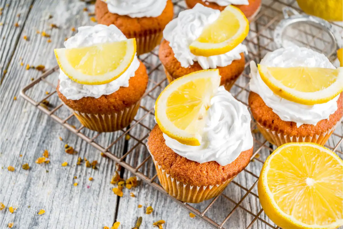 15 Remarkable Homemade Cupcakes To Make For Your Next Dinner Party