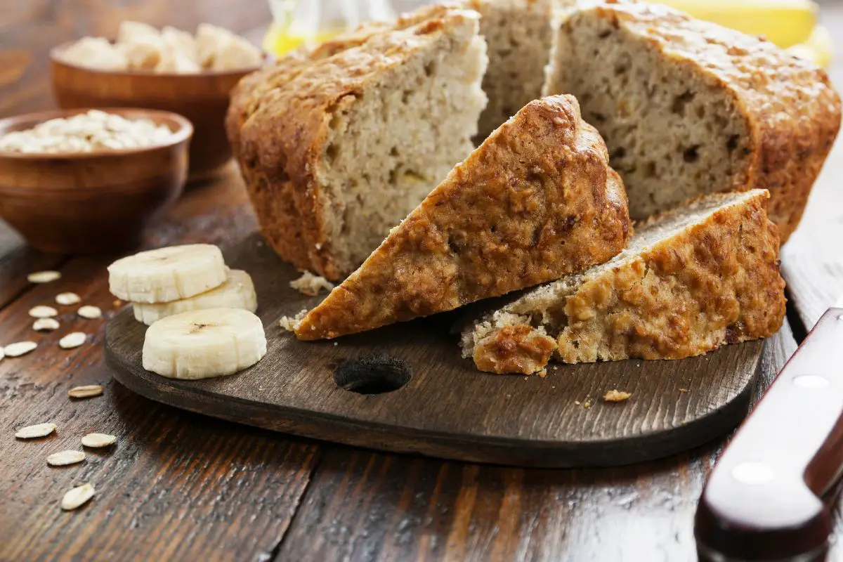 10 Amazing Banana Cake Recipes To Enjoy