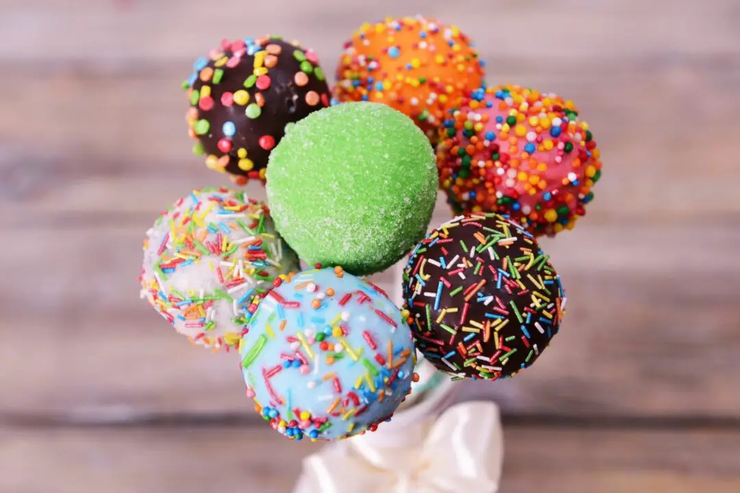 10 Amazing Cake Pops Recipes You’ll Love To Make