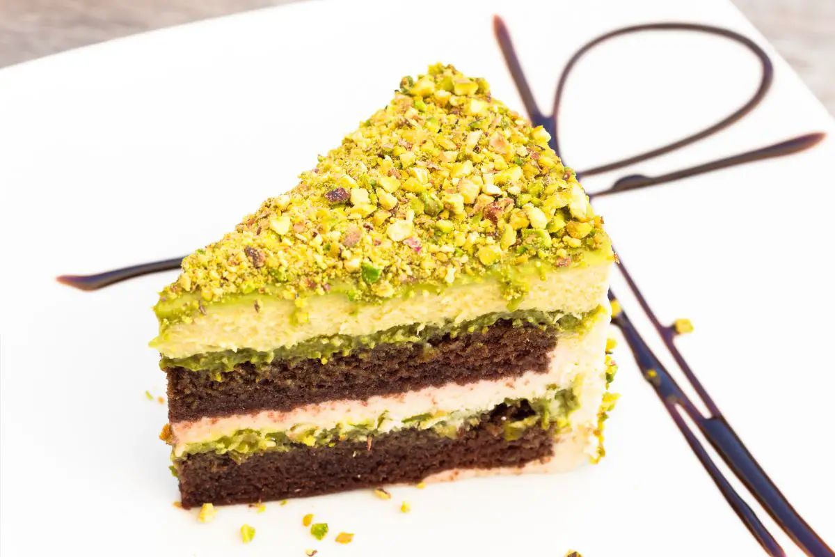 9 Tasty Pistachio Cake Recipes To Make Today