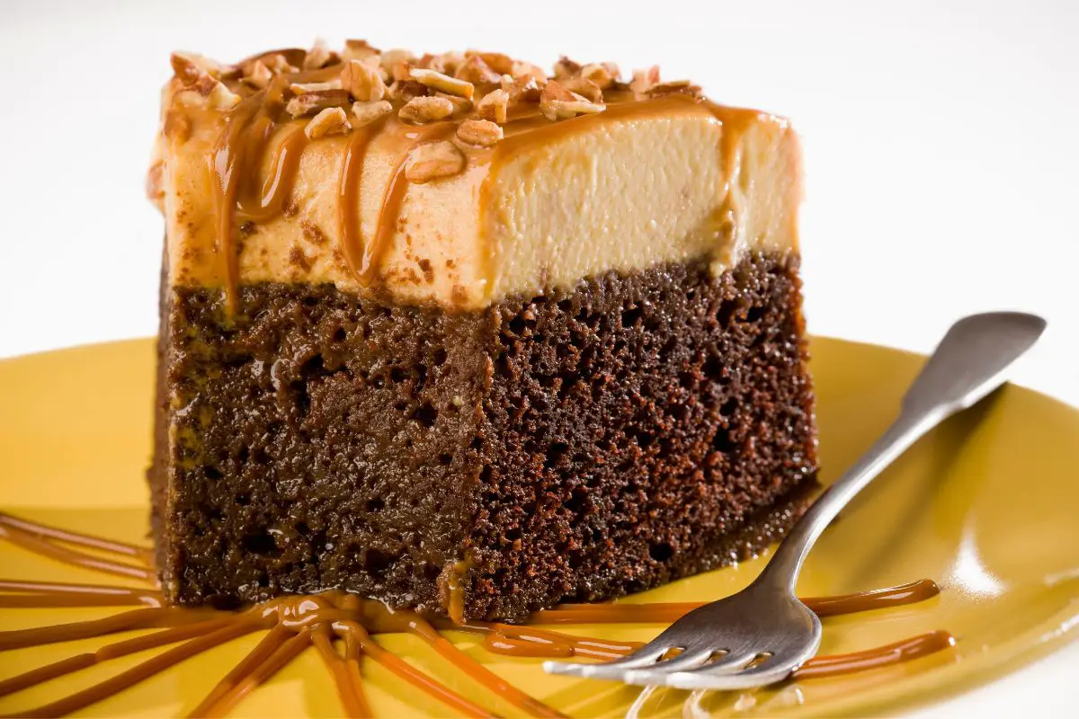 https://sweethaus.com/wp-content/uploads/2022/12/Amazing-Chocolate-Flan-Cake-Recipes-Youll-Love-To-Make.jpg