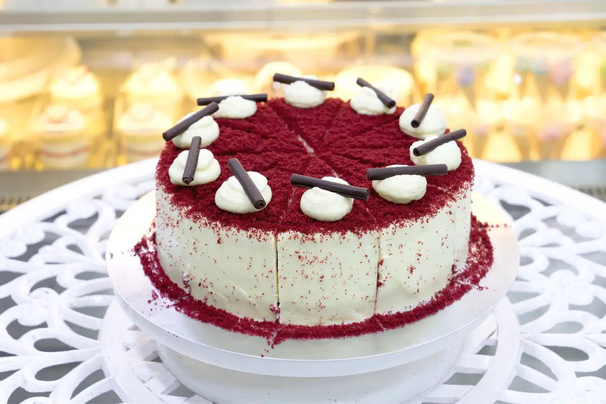 Tasty Red Velvet Cheesecake Cake Recipes To Make Today