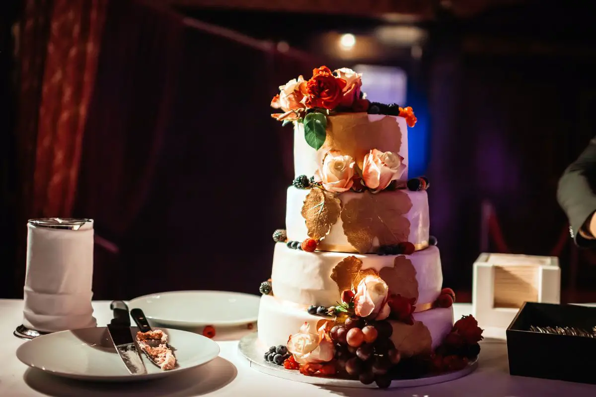 7 Best Four-Tier Wedding Cake Recipe Ideas For Your Special Day
