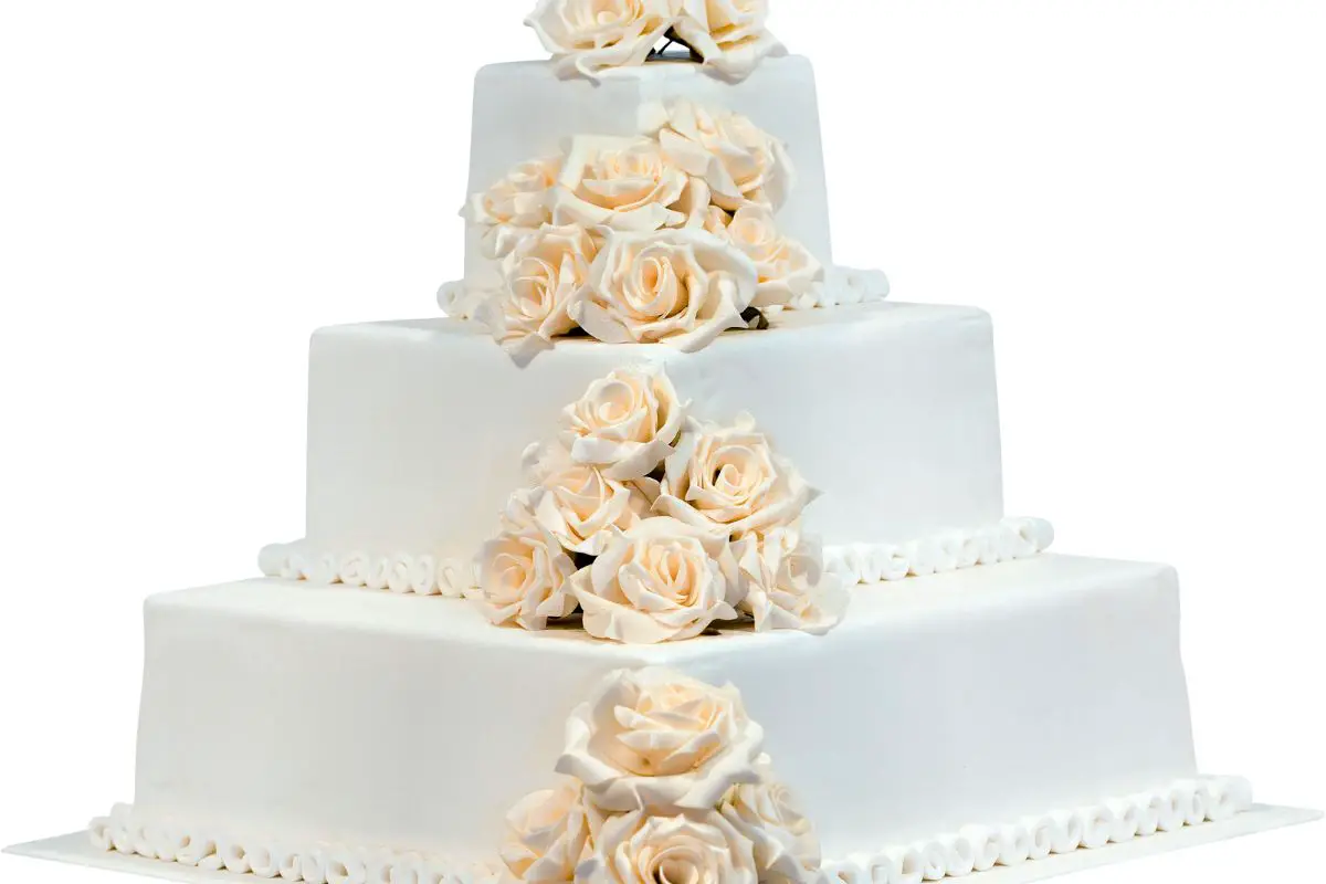 Share 65+ blue square wedding cakes - awesomeenglish.edu.vn