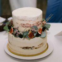 Best Two-Tier Wedding Cake For Every Small Wedding