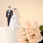 15 Best Wedding Cake Toppers For Every Wedding