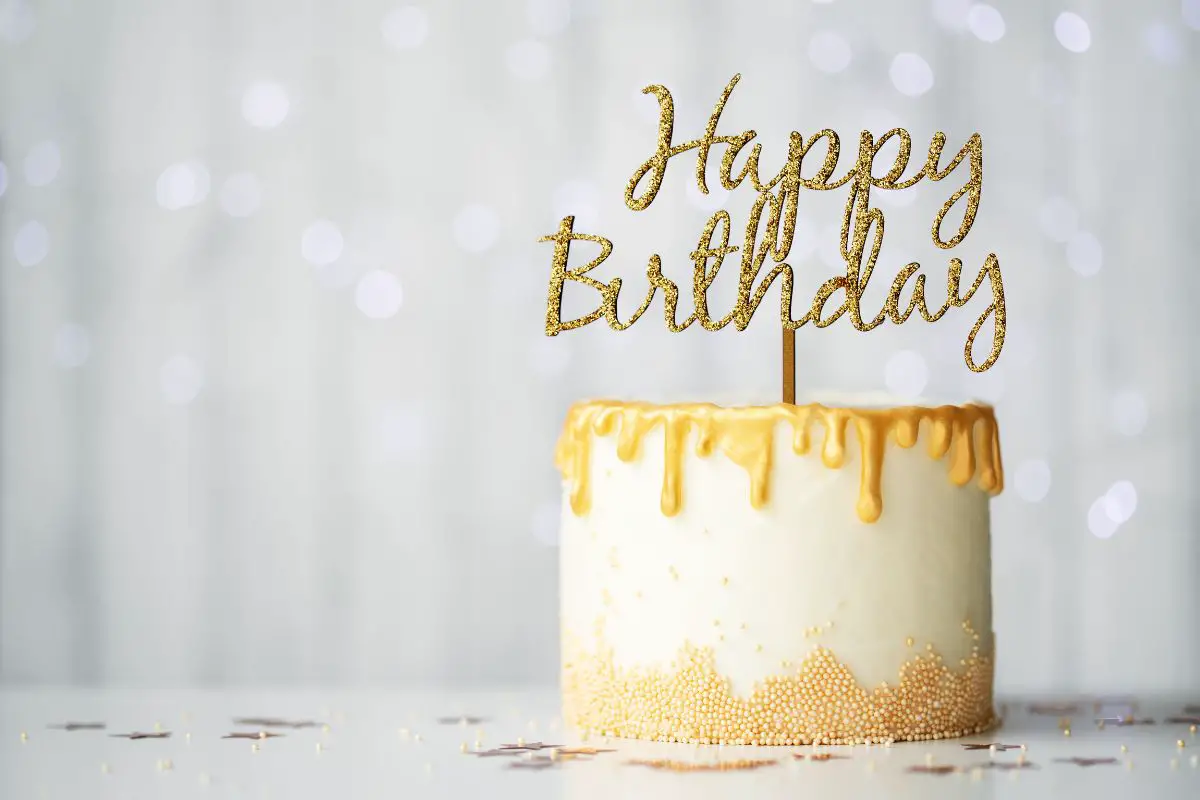 How To Create A Gold Drip Cake Effect