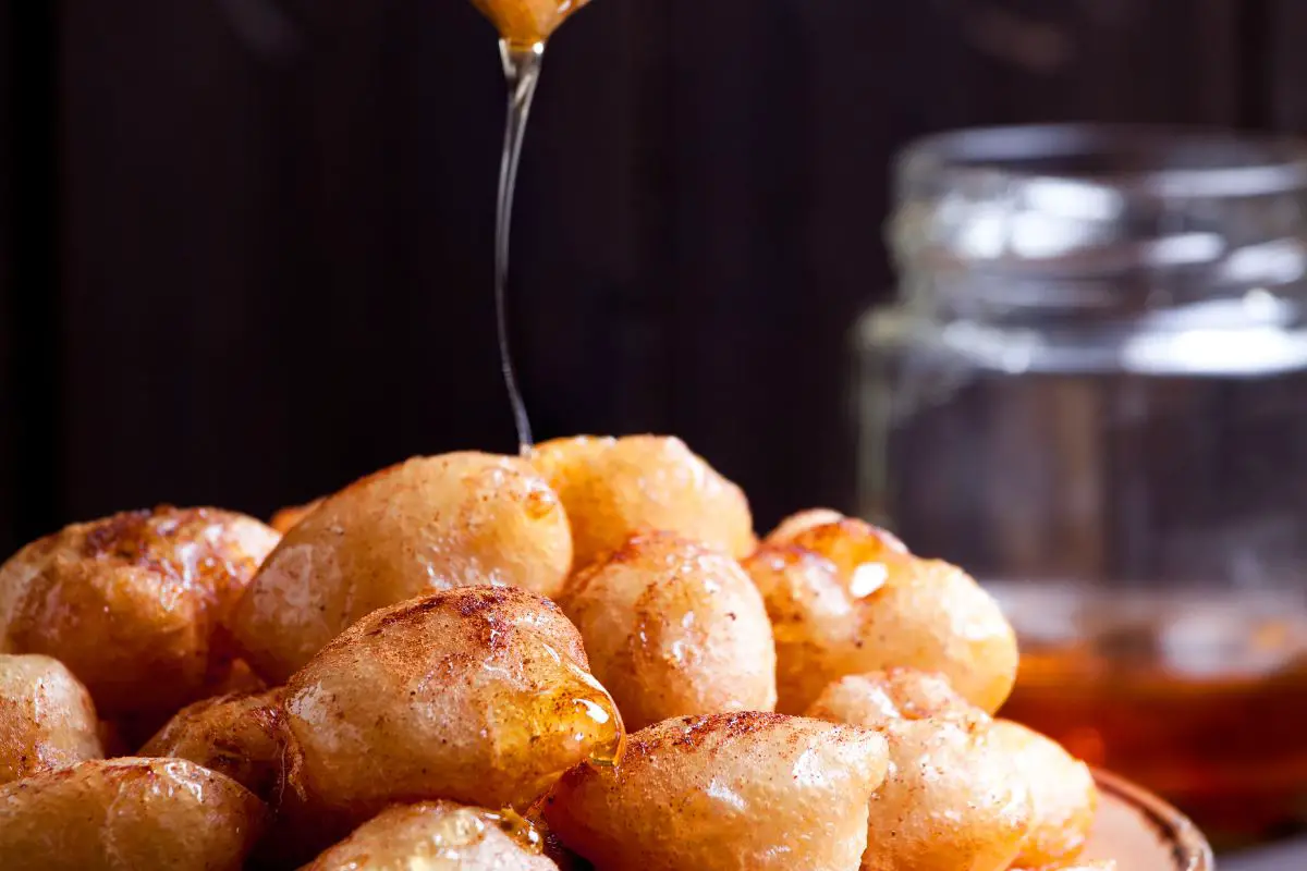 Honey Donuts with Vanilla Honey Glaze - Live to Sweet