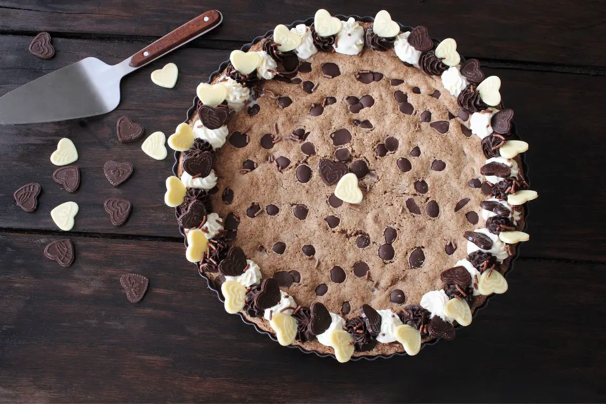 Scrumptious Cookie Dough Cake Recipes You Will Love