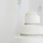 11 Best Sparkly Wedding Cake Recipe Ideas For Your Special Day
