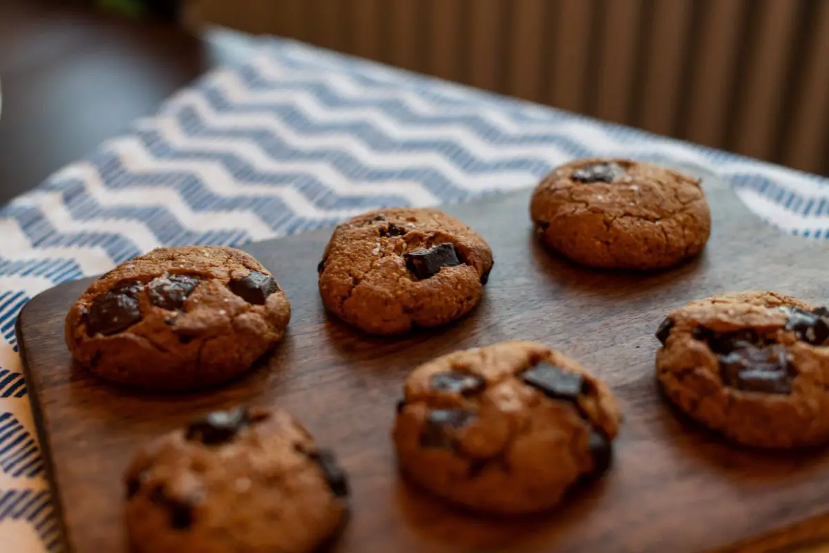 11 Scrumptious Paleo Cookie Recipes To Make This Weekend