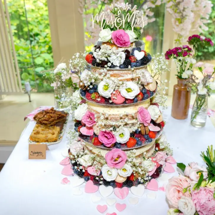 12 Best Ice Cream Wedding Cake Recipe Ideas For Your Special Day